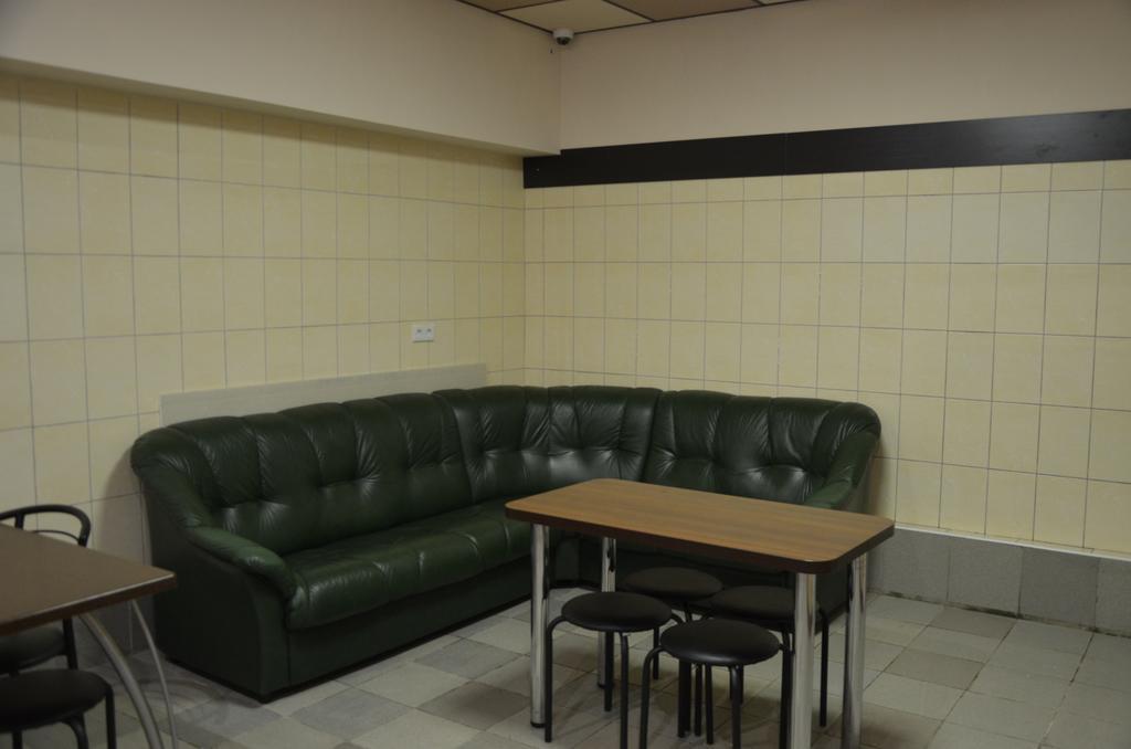 Hostel Vshokoladi كييف المظهر الخارجي الصورة
